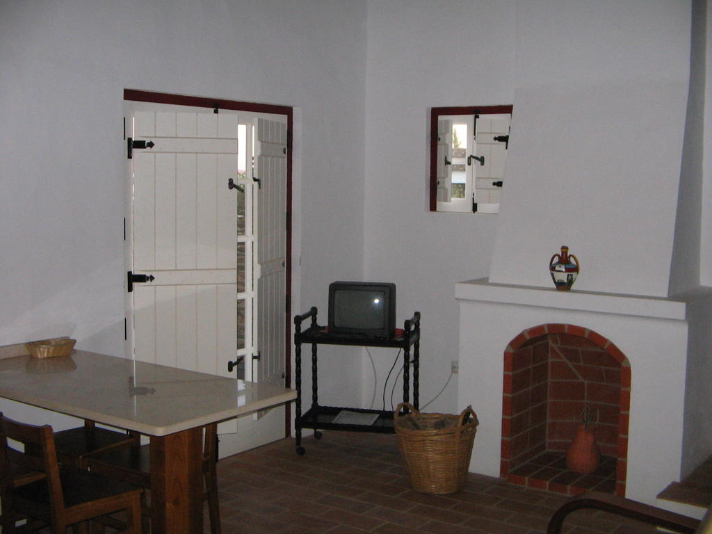 Monte dos Parvos Vila Nova de Milfontes Quarto foto